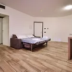 Casa Pintea Apartament Legnano