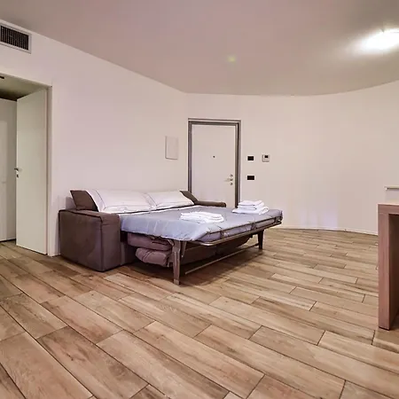 Casa Pintea Διαμέρισμα Λενιάνο